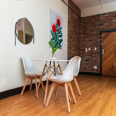 Manhattan Style Loft With Backup Power On 4 Loop Str Kapstadt Exterior foto