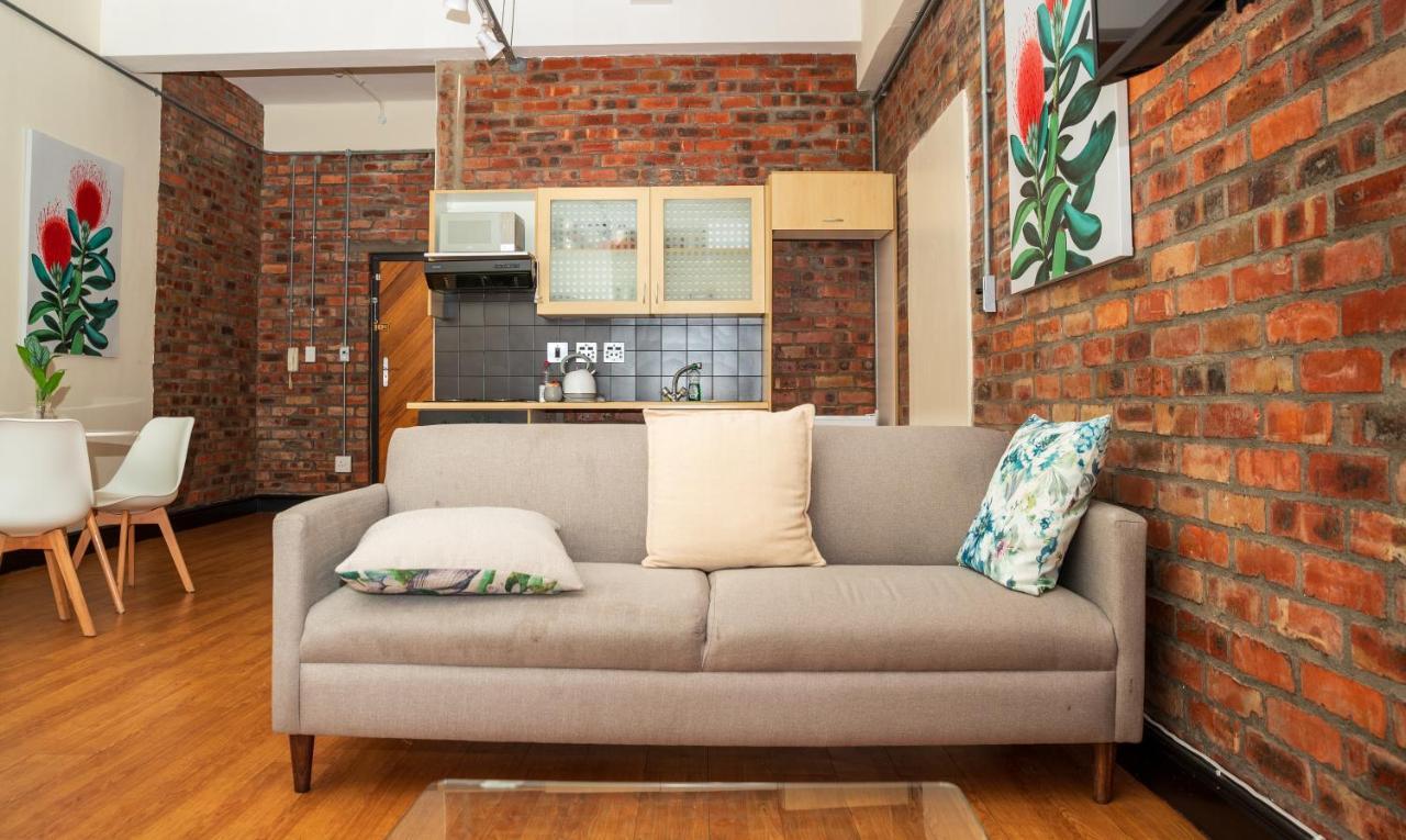 Manhattan Style Loft With Backup Power On 4 Loop Str Kapstadt Exterior foto